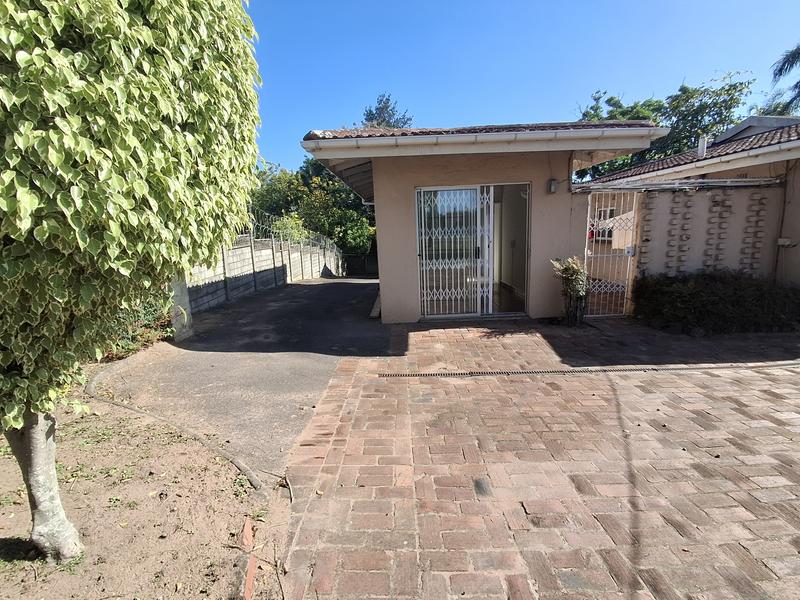 To Let 1 Bedroom Property for Rent in Atholl Heights KwaZulu-Natal