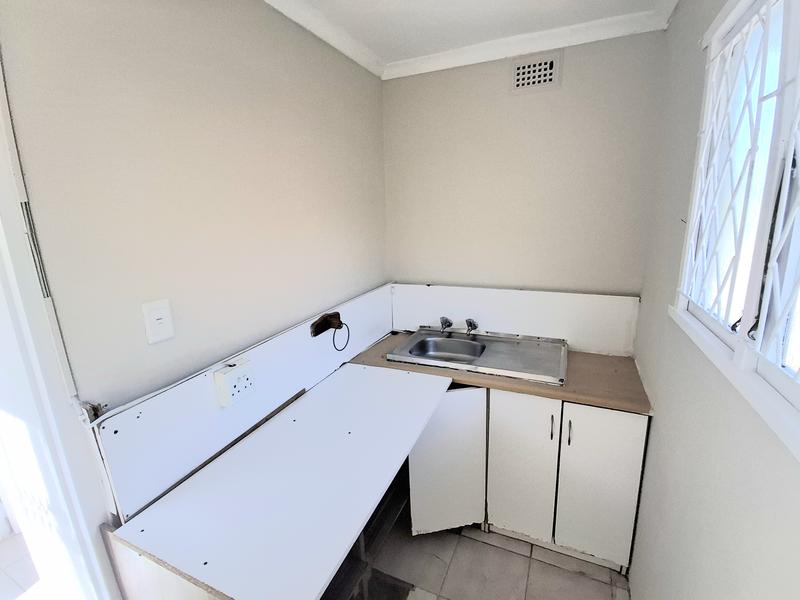 To Let 1 Bedroom Property for Rent in Atholl Heights KwaZulu-Natal