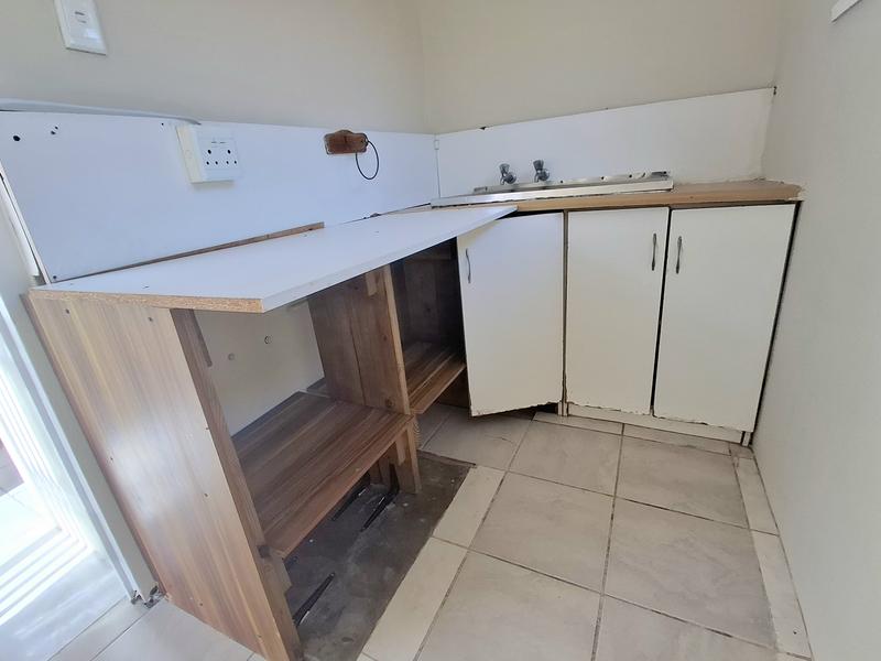 To Let 1 Bedroom Property for Rent in Atholl Heights KwaZulu-Natal