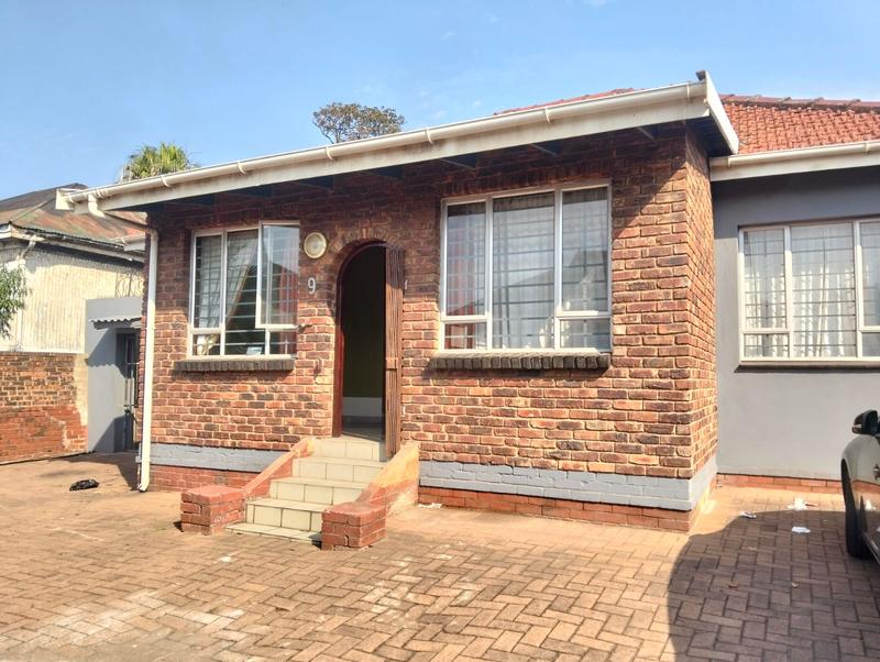 To Let 3 Bedroom Property for Rent in Glenwood KwaZulu-Natal