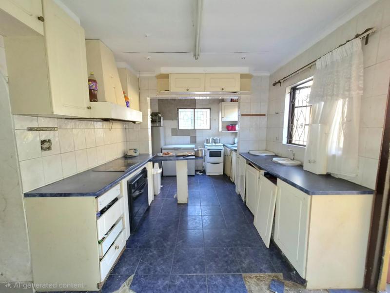 5 Bedroom Property for Sale in Newlands West KwaZulu-Natal