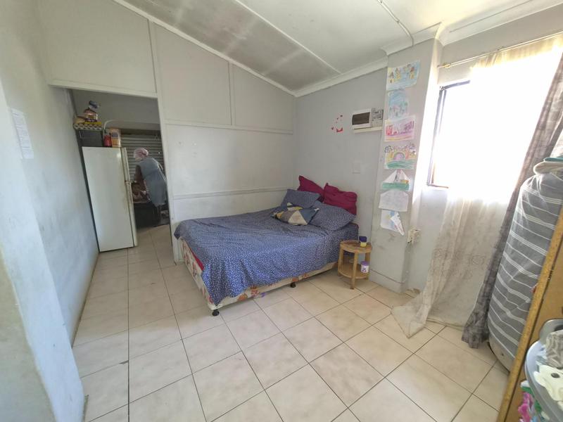 5 Bedroom Property for Sale in Newlands West KwaZulu-Natal