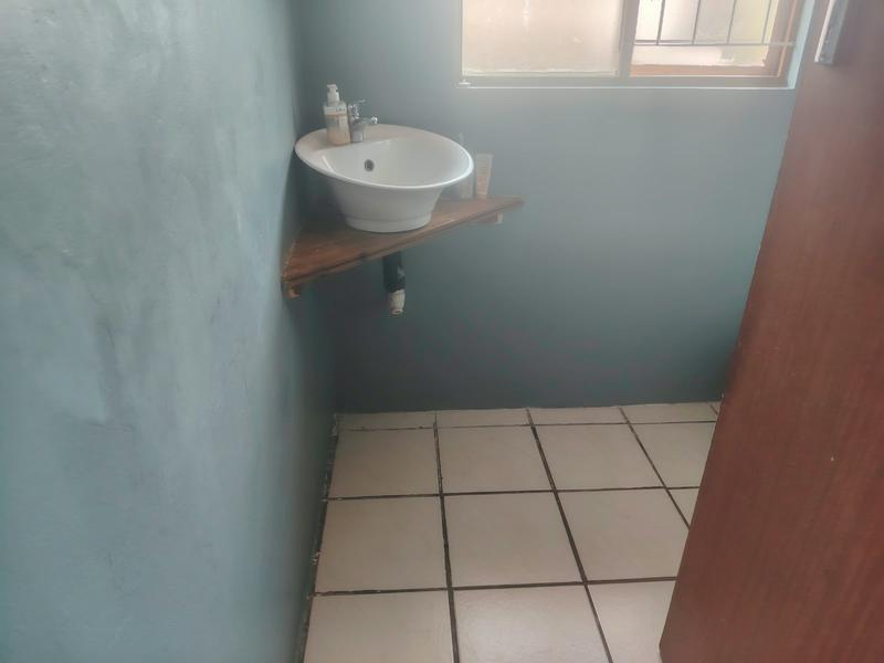 To Let 2 Bedroom Property for Rent in Hillary KwaZulu-Natal