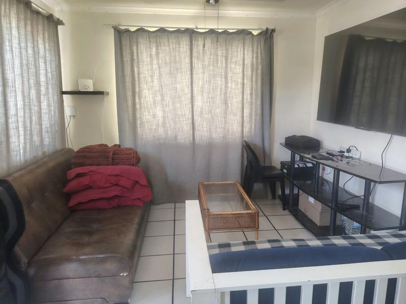 To Let 2 Bedroom Property for Rent in Hillary KwaZulu-Natal