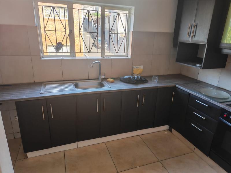 2 Bedroom Property for Sale in Overport KwaZulu-Natal