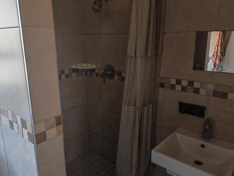 2 Bedroom Property for Sale in Overport KwaZulu-Natal