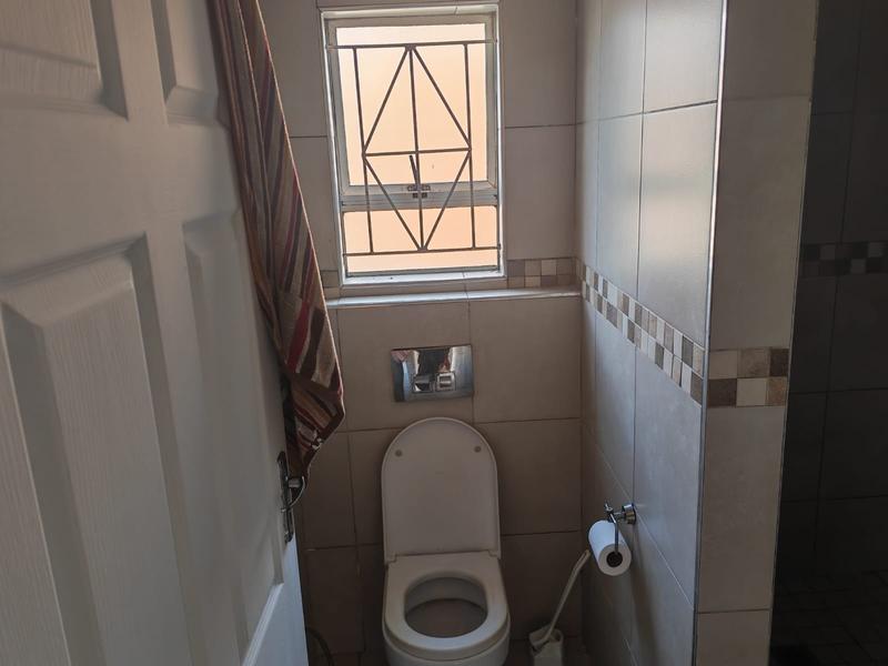 2 Bedroom Property for Sale in Overport KwaZulu-Natal