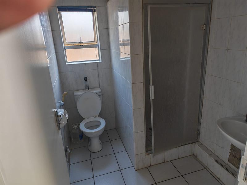 2 Bedroom Property for Sale in Overport KwaZulu-Natal