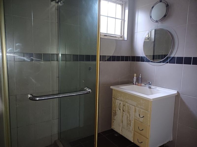 4 Bedroom Property for Sale in Essenwood KwaZulu-Natal