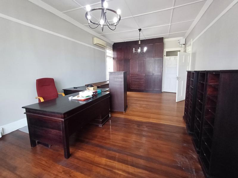 4 Bedroom Property for Sale in Essenwood KwaZulu-Natal