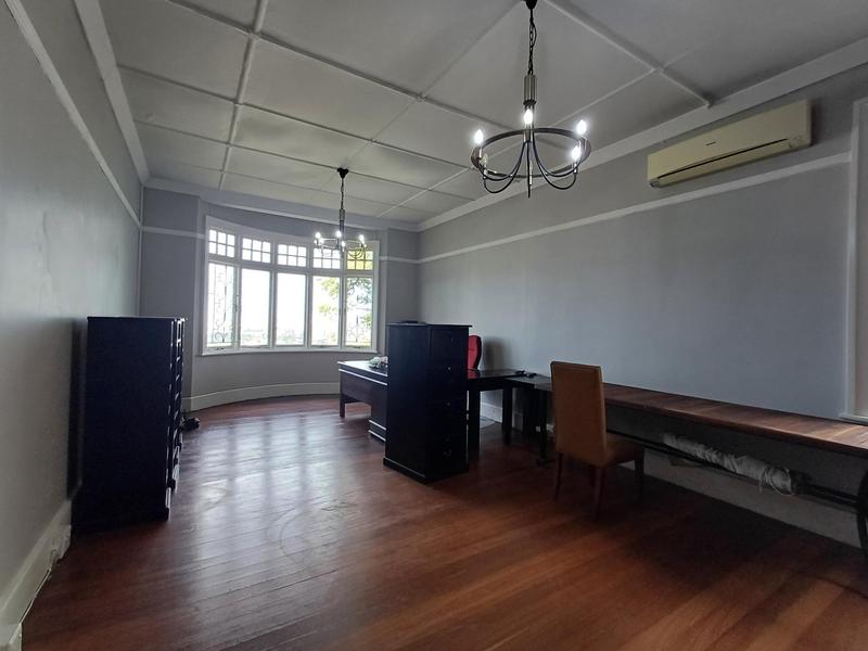 4 Bedroom Property for Sale in Essenwood KwaZulu-Natal
