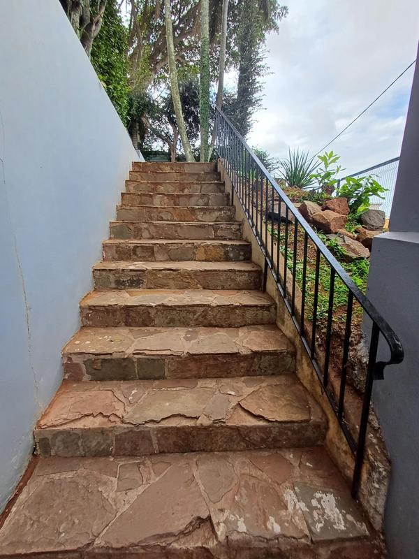 4 Bedroom Property for Sale in Essenwood KwaZulu-Natal