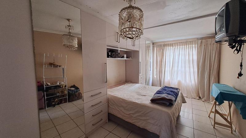 To Let 3 Bedroom Property for Rent in Umlazi KwaZulu-Natal