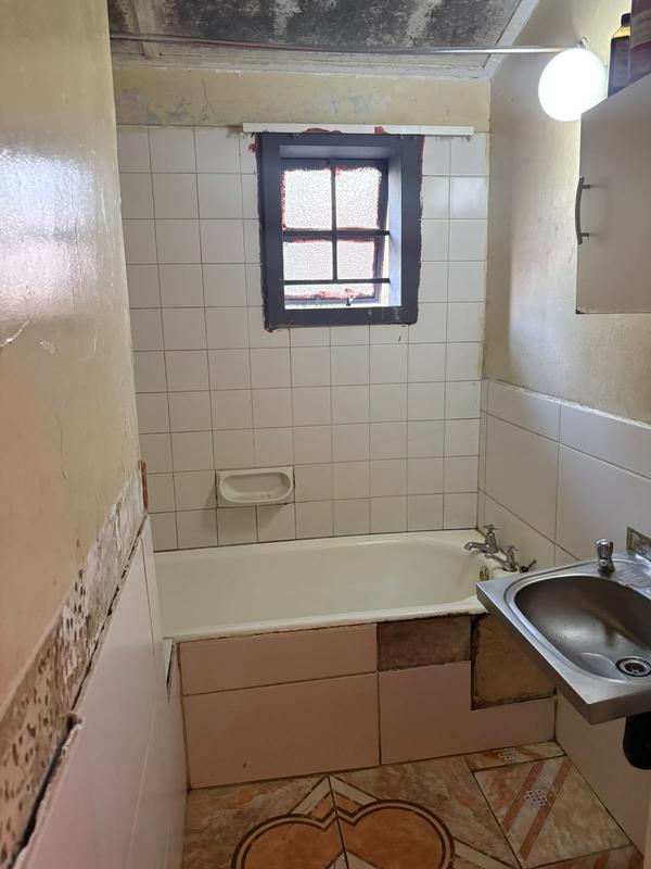 4 Bedroom Property for Sale in Esikhawini KwaZulu-Natal