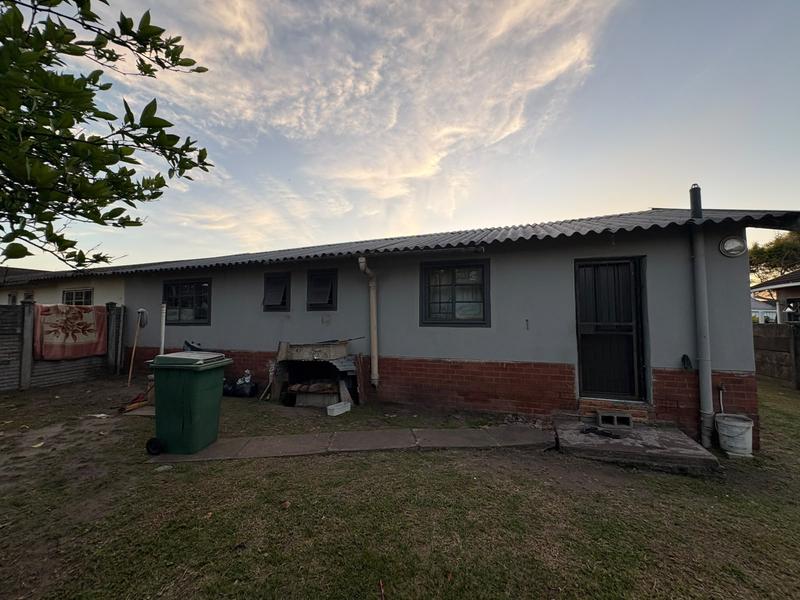 4 Bedroom Property for Sale in Esikhawini KwaZulu-Natal
