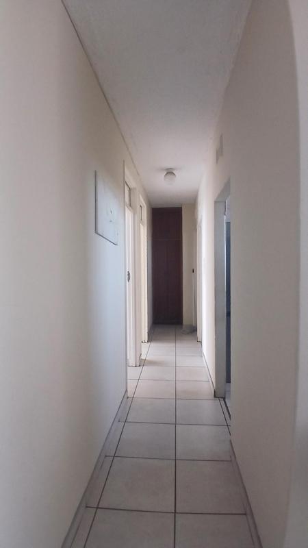 To Let 3 Bedroom Property for Rent in Montclair KwaZulu-Natal