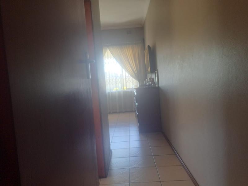4 Bedroom Property for Sale in Gamalakhe KwaZulu-Natal
