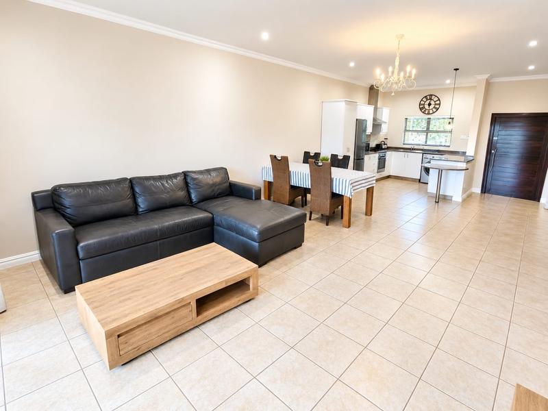 To Let 2 Bedroom Property for Rent in Umhlanga KwaZulu-Natal