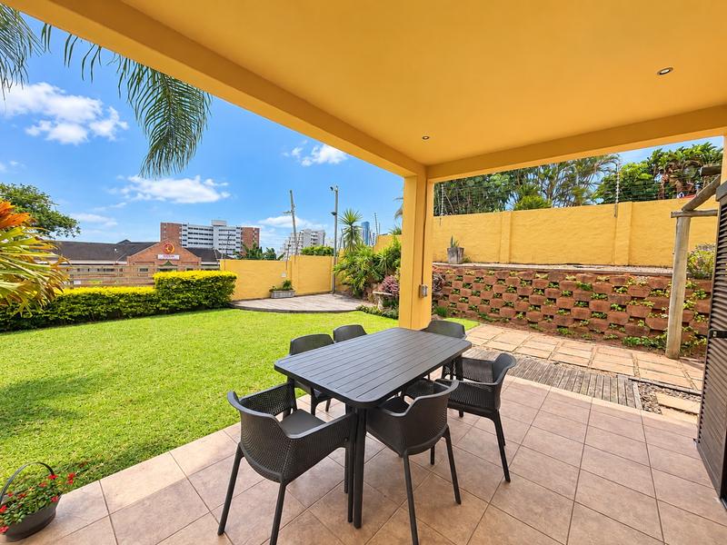 To Let 2 Bedroom Property for Rent in Umhlanga KwaZulu-Natal
