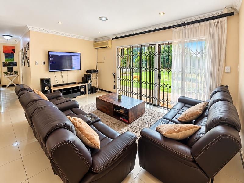 To Let 4 Bedroom Property for Rent in Sunningdale KwaZulu-Natal