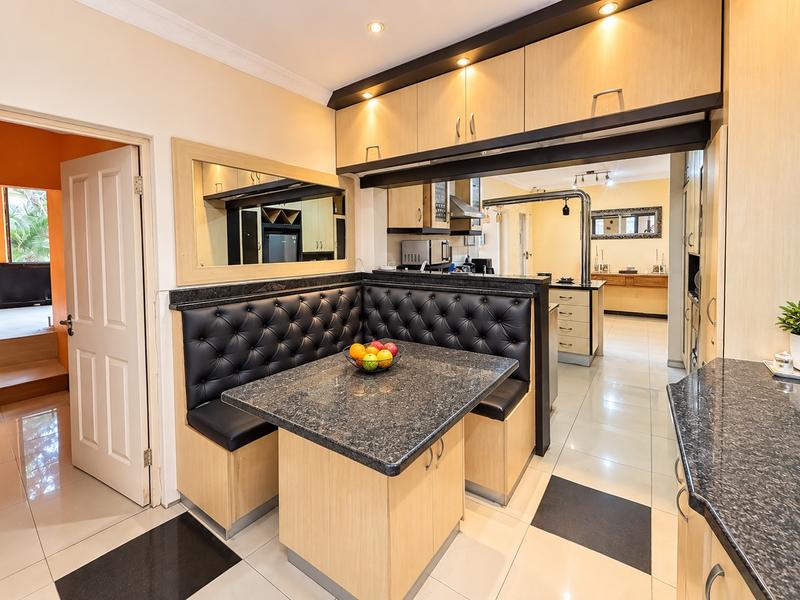 To Let 4 Bedroom Property for Rent in Sunningdale KwaZulu-Natal
