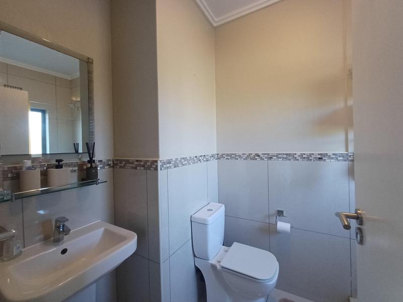 2 Bedroom Property for Sale in Umhlanga Ridge KwaZulu-Natal