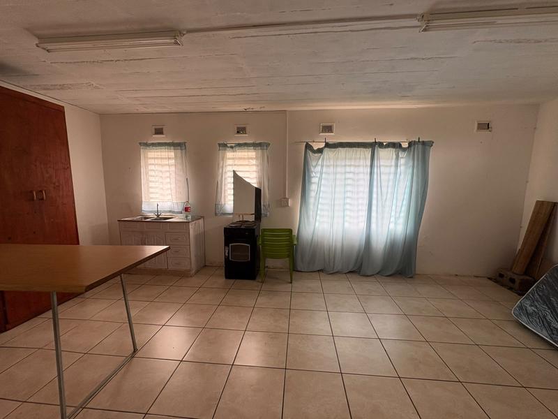 To Let 2 Bedroom Property for Rent in Empangeni Central KwaZulu-Natal