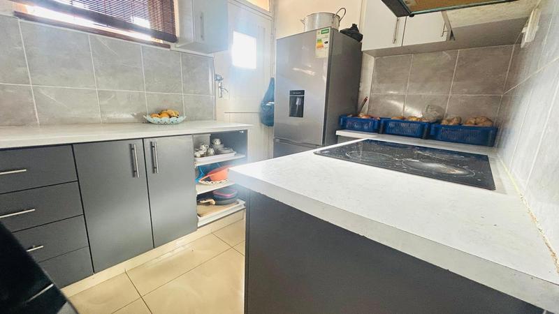 2 Bedroom Property for Sale in Empangeni Central KwaZulu-Natal