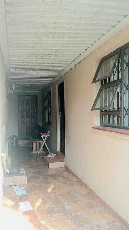 2 Bedroom Property for Sale in Esikhawini KwaZulu-Natal