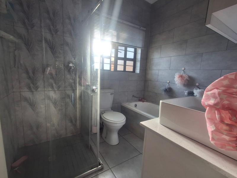 2 Bedroom Property for Sale in Arboretum KwaZulu-Natal