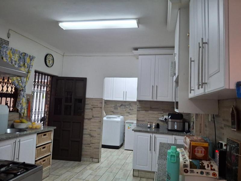 3 Bedroom Property for Sale in Brackenham KwaZulu-Natal