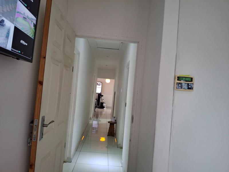 3 Bedroom Property for Sale in Brackenham KwaZulu-Natal