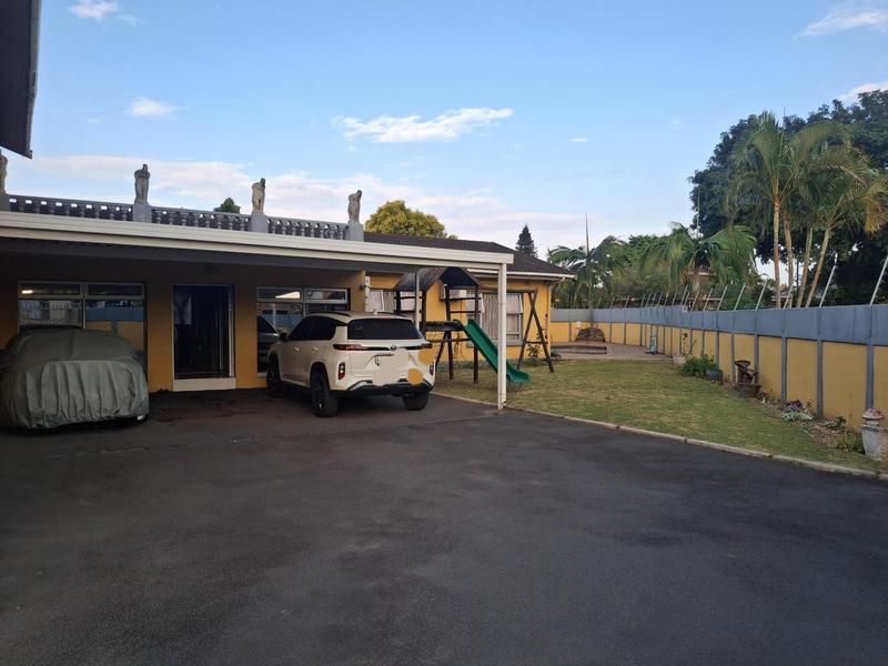 6 Bedroom Property for Sale in Brackenham KwaZulu-Natal
