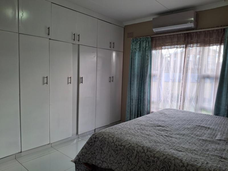 6 Bedroom Property for Sale in Brackenham KwaZulu-Natal