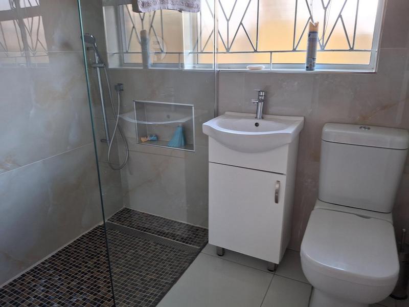 6 Bedroom Property for Sale in Brackenham KwaZulu-Natal