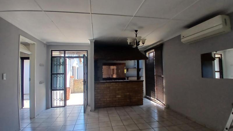4 Bedroom Property for Sale in Woodhaven KwaZulu-Natal
