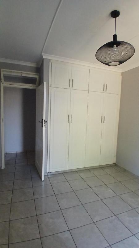 4 Bedroom Property for Sale in Woodhaven KwaZulu-Natal