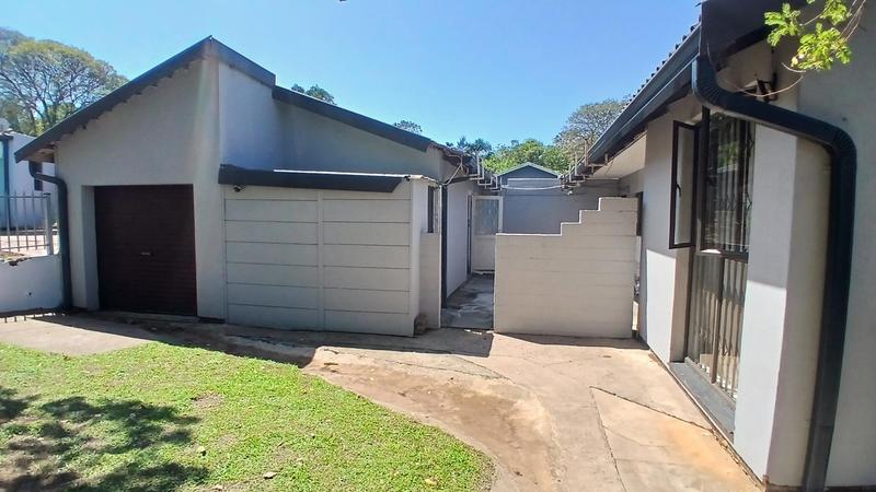 4 Bedroom Property for Sale in Woodhaven KwaZulu-Natal