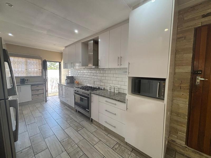 4 Bedroom Property for Sale in Westville KwaZulu-Natal