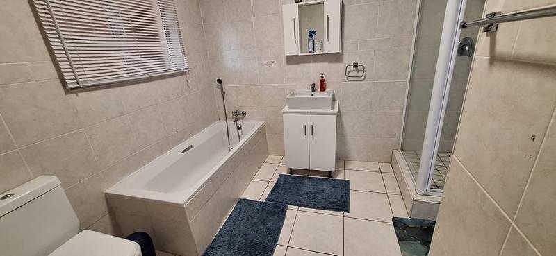 2 Bedroom Property for Sale in Sea Park KwaZulu-Natal