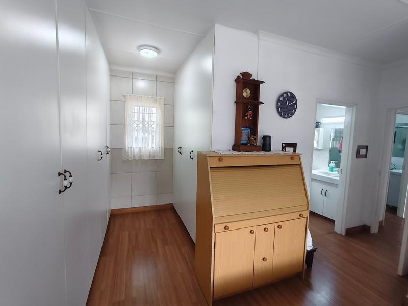 3 Bedroom Property for Sale in Uvongo KwaZulu-Natal