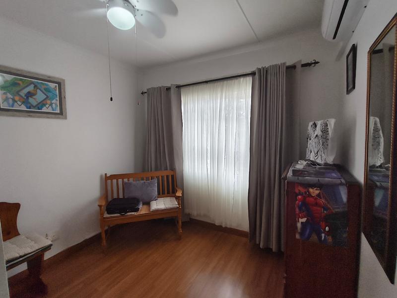 3 Bedroom Property for Sale in Uvongo KwaZulu-Natal