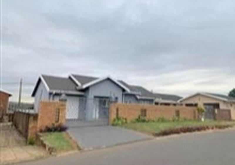 To Let 3 Bedroom Property for Rent in Ntuzuma KwaZulu-Natal