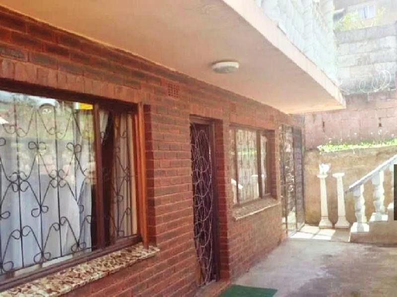 5 Bedroom Property for Sale in Crossmoor KwaZulu-Natal