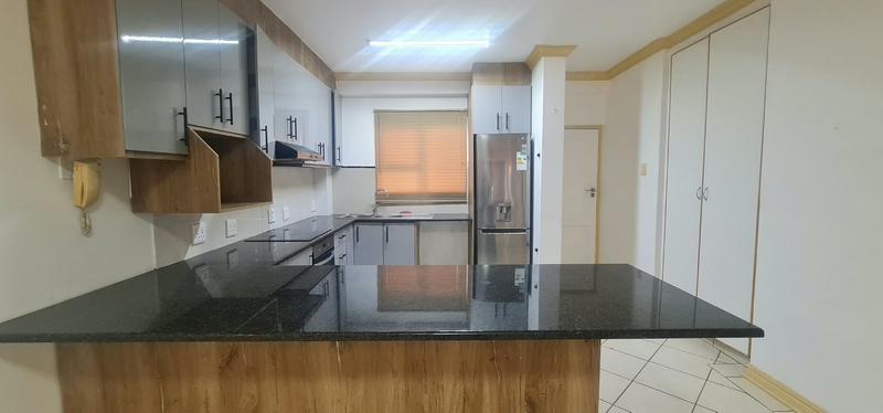 To Let 2 Bedroom Property for Rent in Umhlanga Ridge KwaZulu-Natal