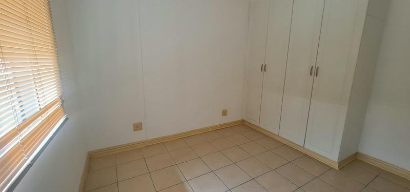 To Let 2 Bedroom Property for Rent in Umhlanga Ridge KwaZulu-Natal