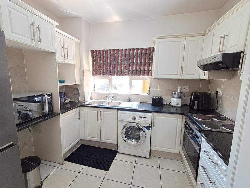 To Let 2 Bedroom Property for Rent in North Beach KwaZulu-Natal