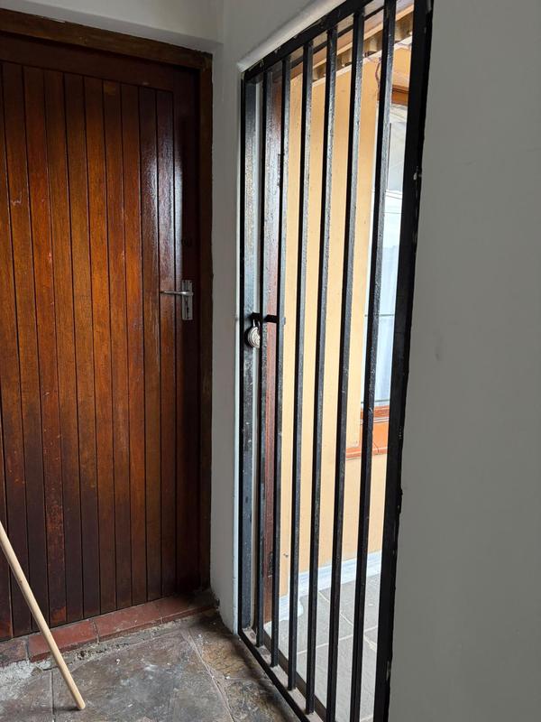To Let 2 Bedroom Property for Rent in Springfield KwaZulu-Natal