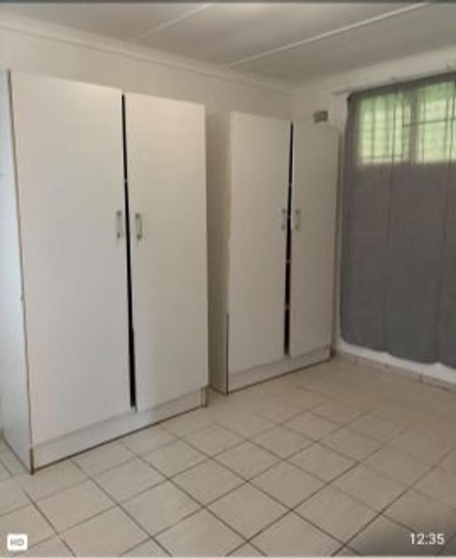 To Let 1 Bedroom Property for Rent in Springfield KwaZulu-Natal