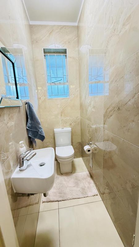 2 Bedroom Property for Sale in Musgrave KwaZulu-Natal